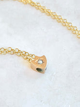 Load image into Gallery viewer, Antique Karen Lindner Designs Gold &amp; Freshwater Pearl Shield Watch Chain Slide Necklace
