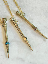 Load image into Gallery viewer, Antique Karen Lindner Designs Gold &amp; Bloodstone Pencil Necklace
