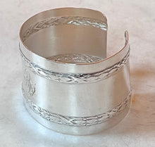 Load image into Gallery viewer, Antique French Karen Lindner Designs Sterling Napkin Ring Cuff Bracelet
