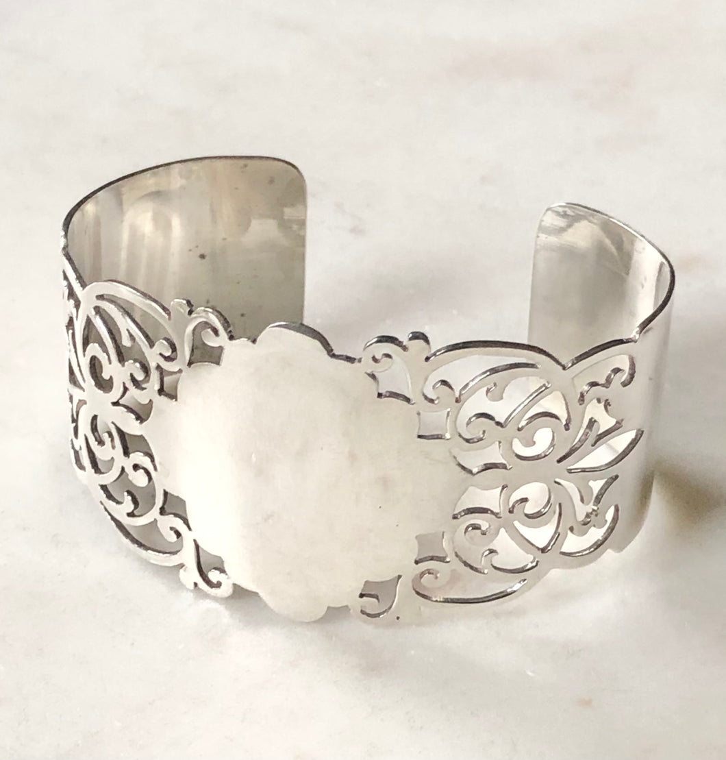 Antique English Pierced Karen Lindner Designs Napkin Ring Cuff Bracelet